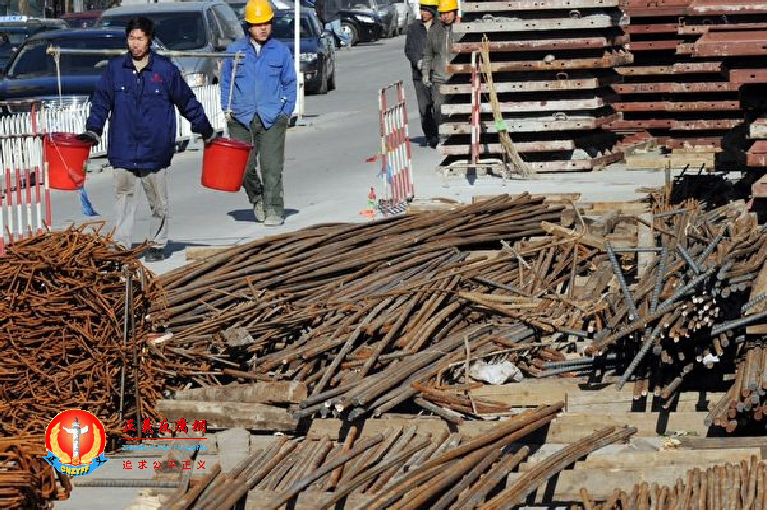 钢材价格高企，监管机构联合约谈钢企，干预市场价格。.png